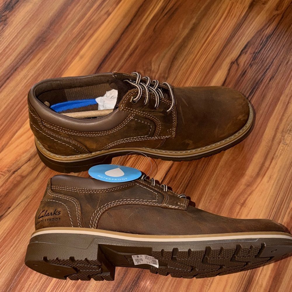 Clarks Men's Brown Leather Derbys
